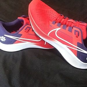 CLEMSON Nike Running Shoe (Size 10)